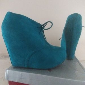 Women's Turquoise Suede Platform Wedge Bootie